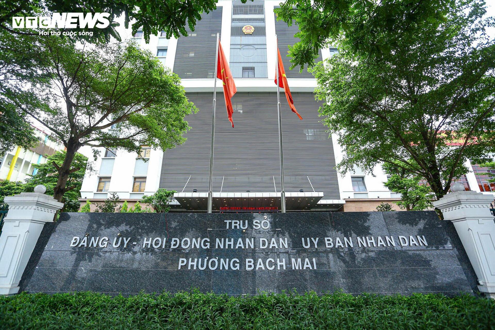 Cận cảnh trụ sở các phường mới của Hà Nội sau sắp xếp - Ảnh 14