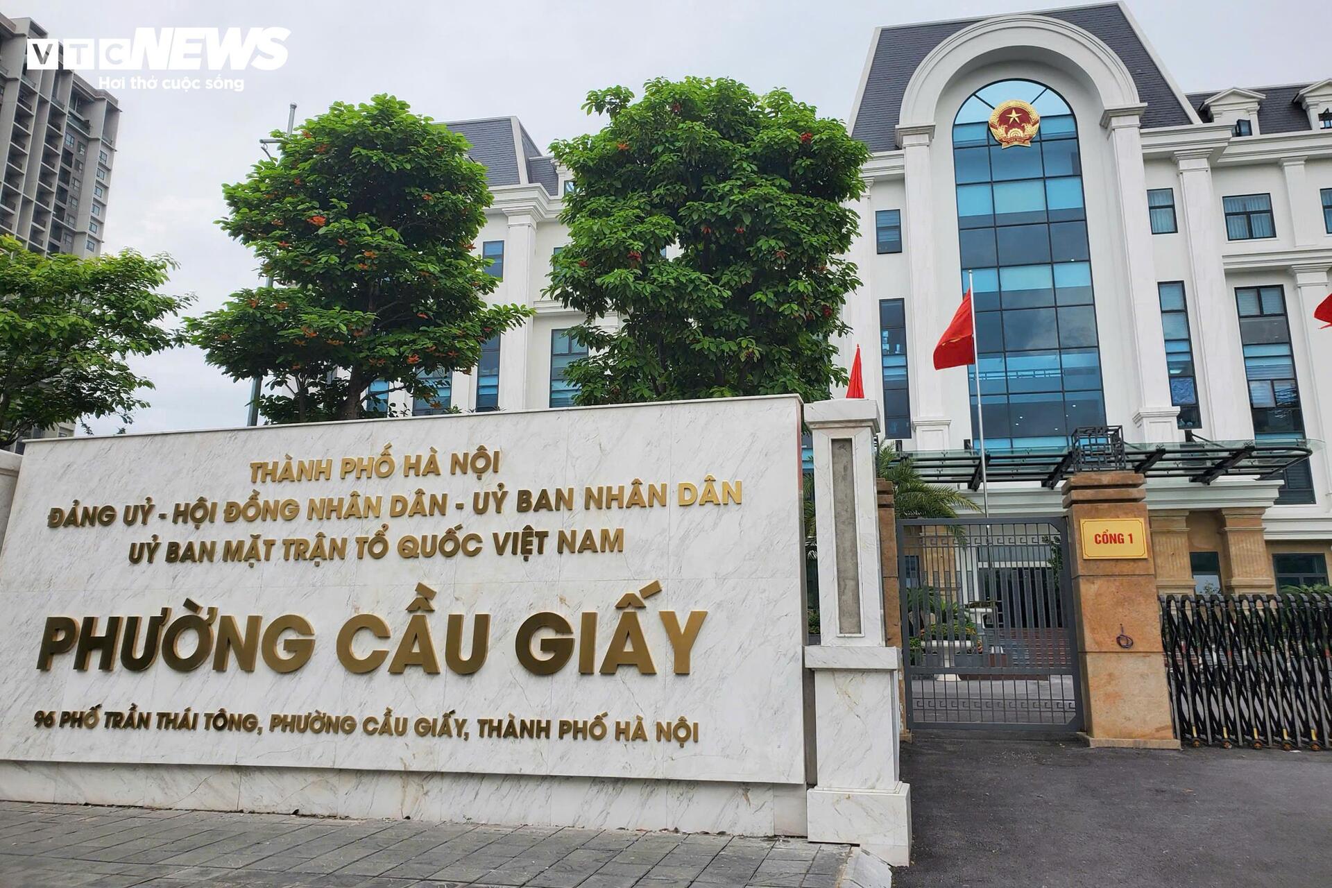 Cận cảnh trụ sở các phường mới của Hà Nội sau sắp xếp - Ảnh 5