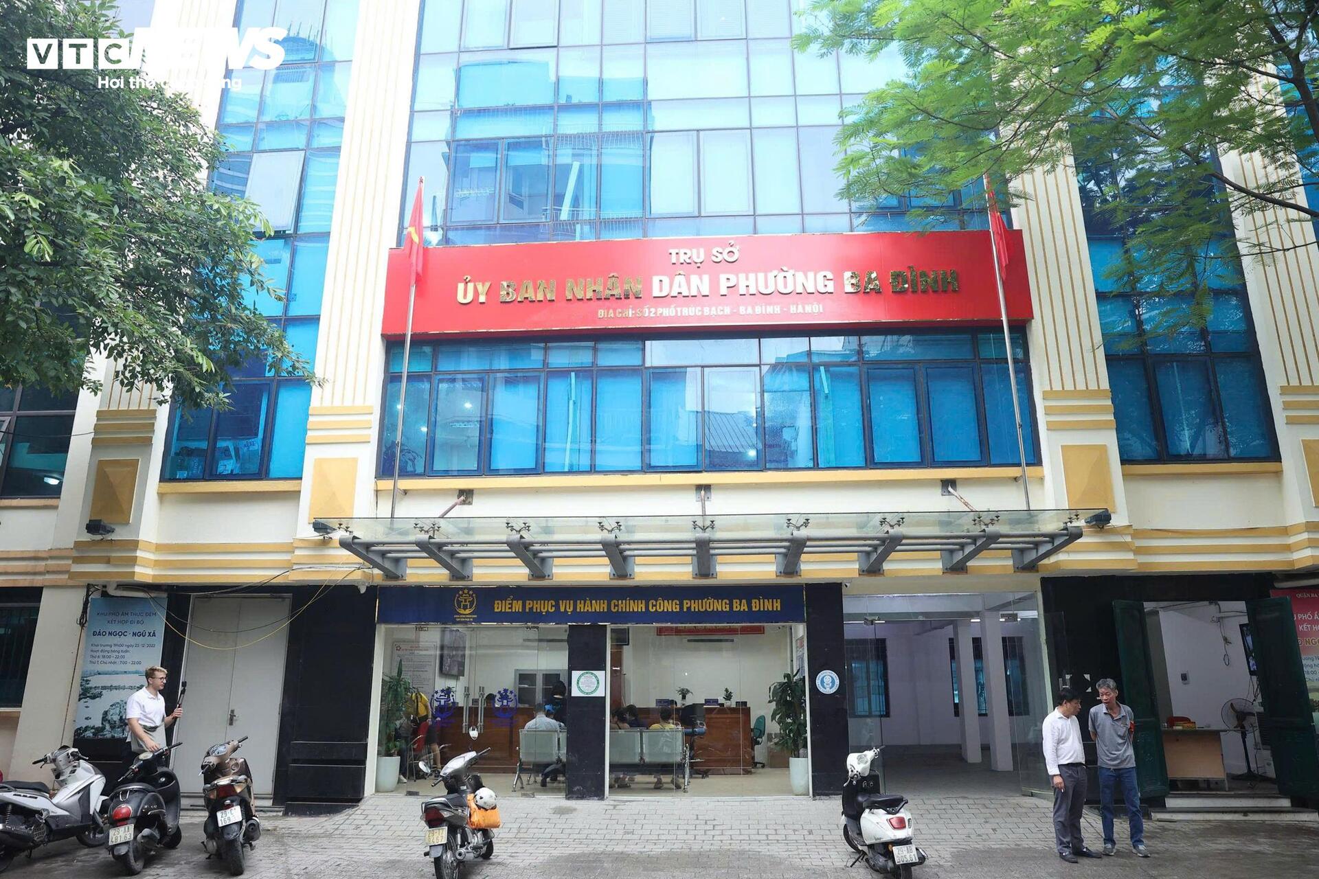 Cận cảnh trụ sở các phường mới của Hà Nội sau sắp xếp - Ảnh 9