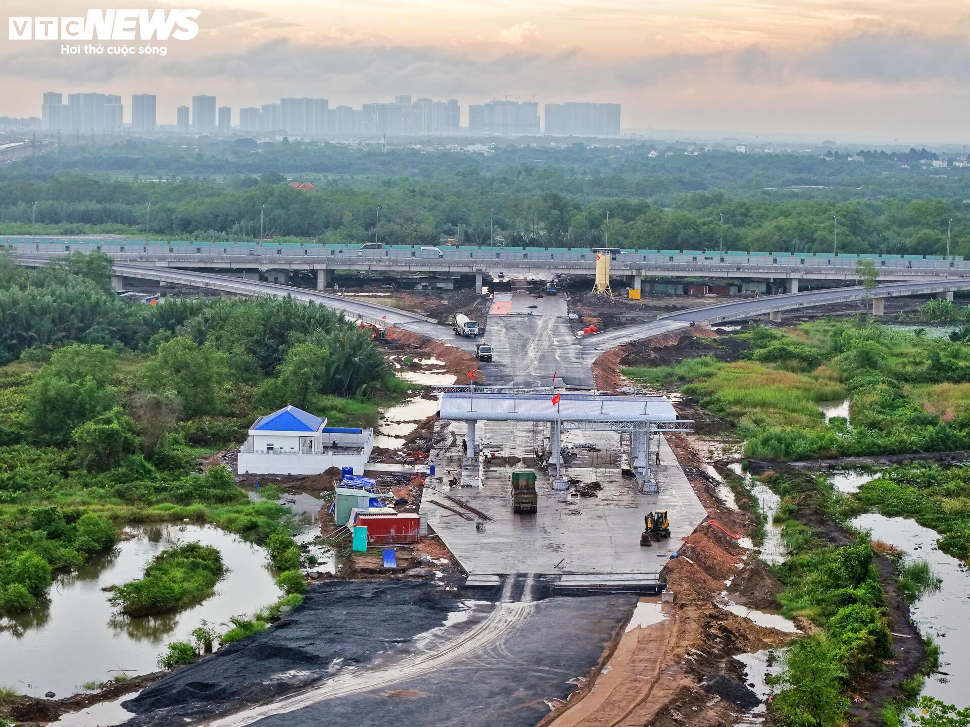 Cầu lớn nhất Vành đai 3 TP.HCM sắp thông xe, giảm tải cho cao tốc Long Thành - Ảnh 7