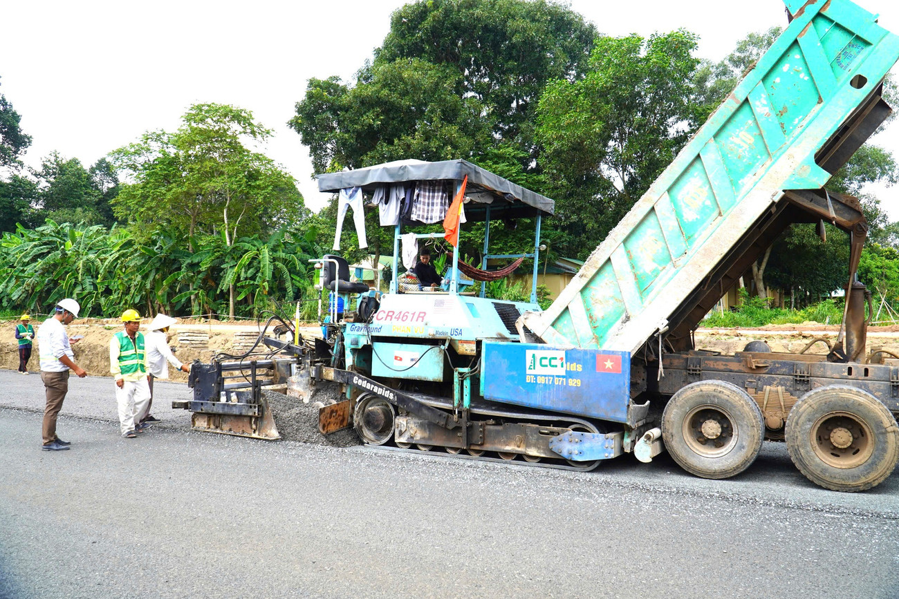 34 km cao tốc ở Đồng Nai: Cần quyết liệt 'làm ngày, làm đêm' - Ảnh 4