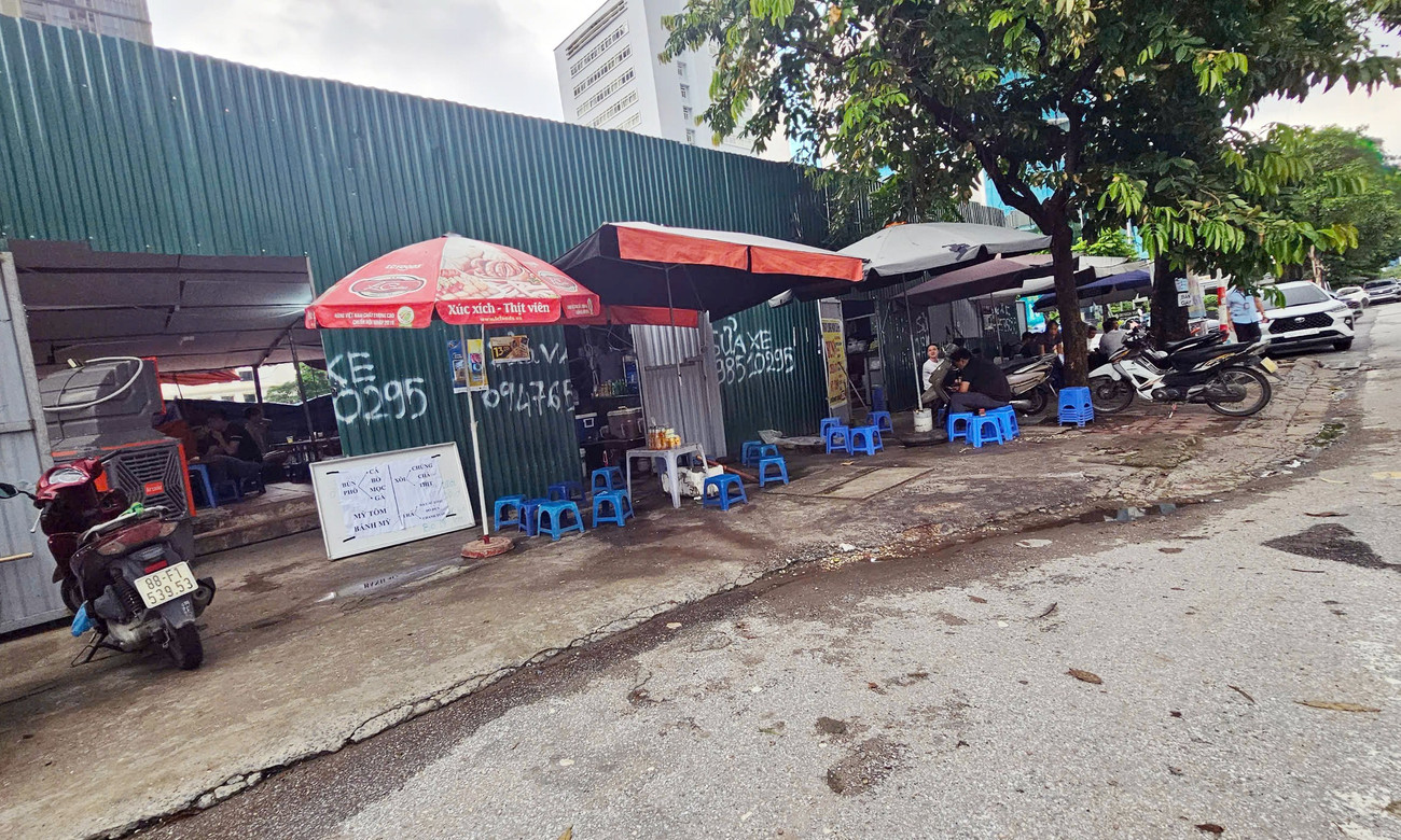 Cận cảnh khu 'đất vàng' vừa được Hà Nội chuyển mục đích xây cao ốc - Ảnh 9