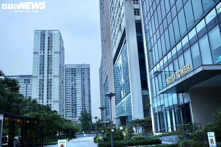 Gánh giá nhà liên tục tăng cao, nhiều người rơi vào vòng xoáy nợ ngân hàng - Ảnh 1