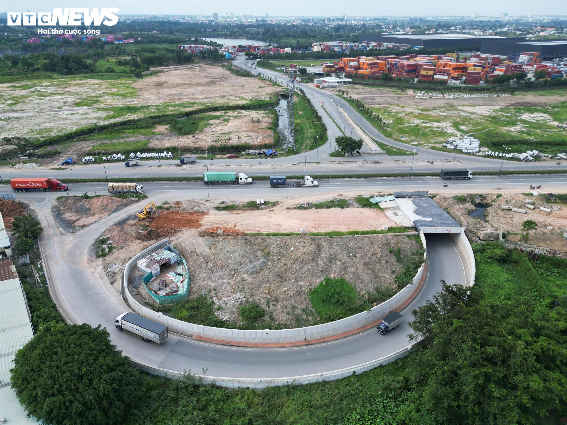 Cận cảnh tuyến Metro sẽ nối khu công nghiệp lớn nhất nước với trung tâm TP.HCM - Ảnh 8