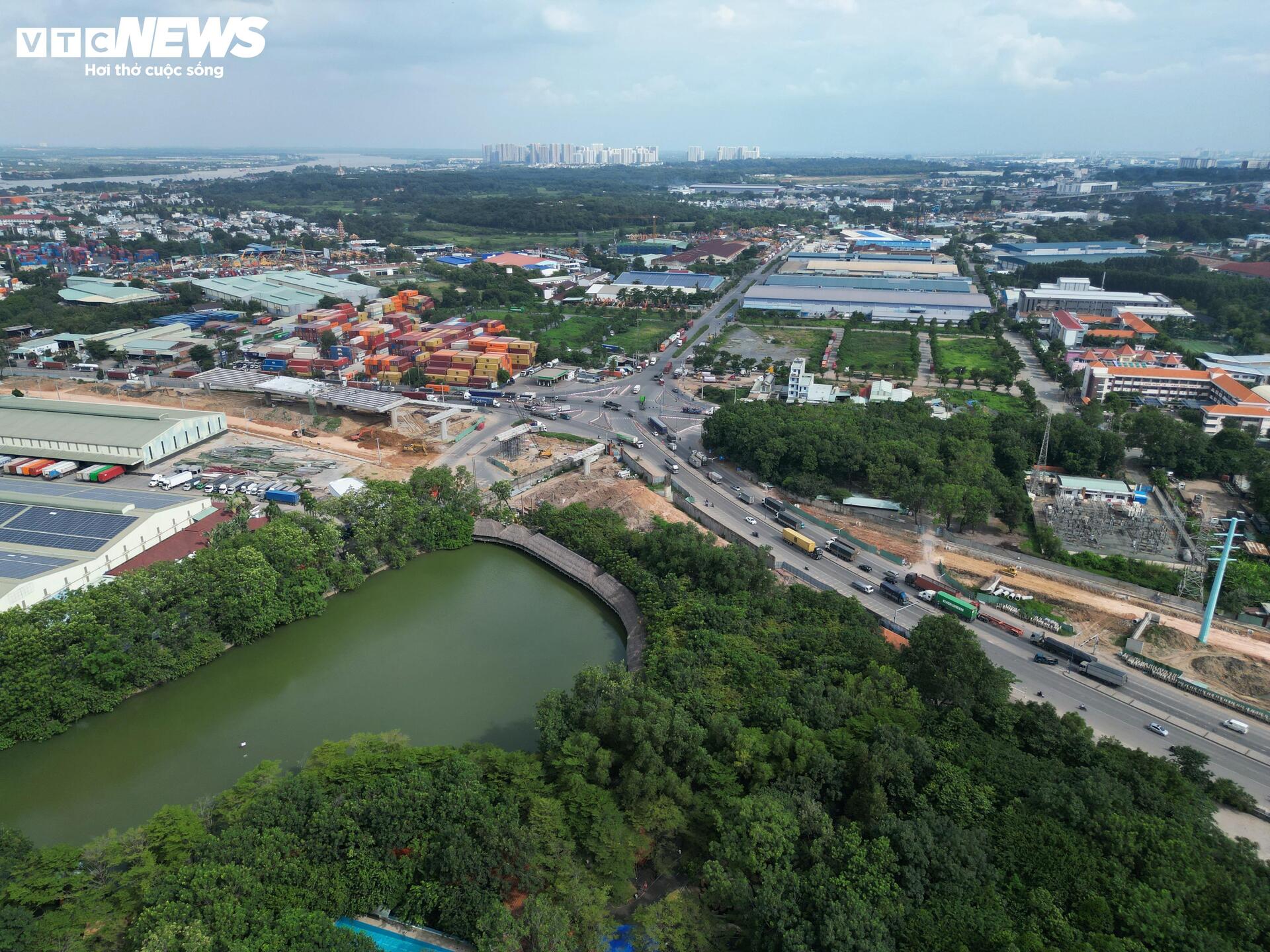 Cận cảnh tuyến Metro sẽ nối khu công nghiệp lớn nhất nước với trung tâm TP.HCM - Ảnh 5