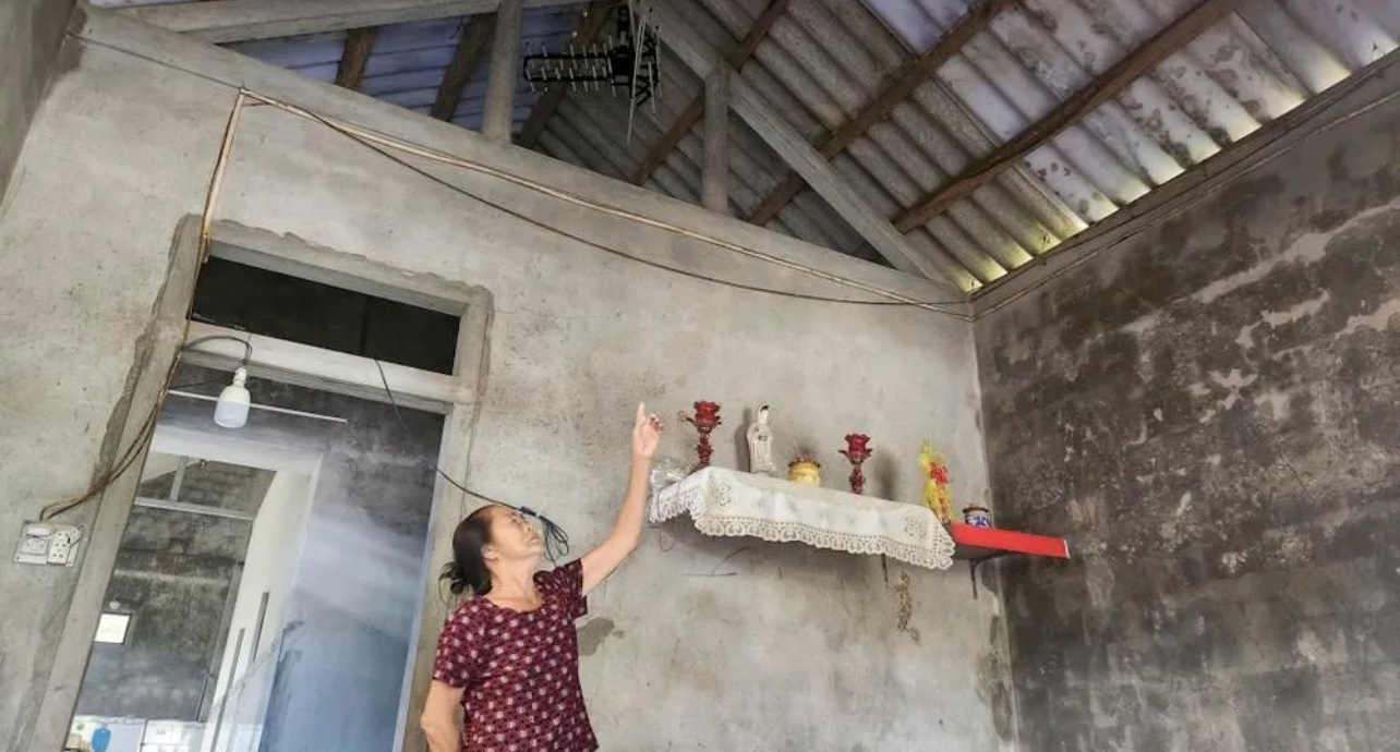 Người dân sống khổ sở ở vùng quy hoạch bến cảng 14.000 tỷ đồng - Ảnh 2