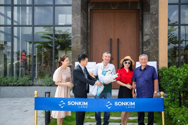 SonKim Land chính thức bàn giao khu biệt thự Alta Villa tại The 9 Stellars - Ảnh 1