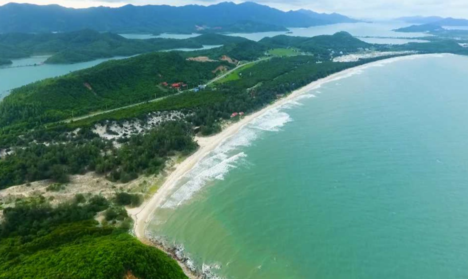 Quảng Ninh tìm chủ đầu tư dự án 2 tỷ USD tại Vân Đồn - Ảnh 1