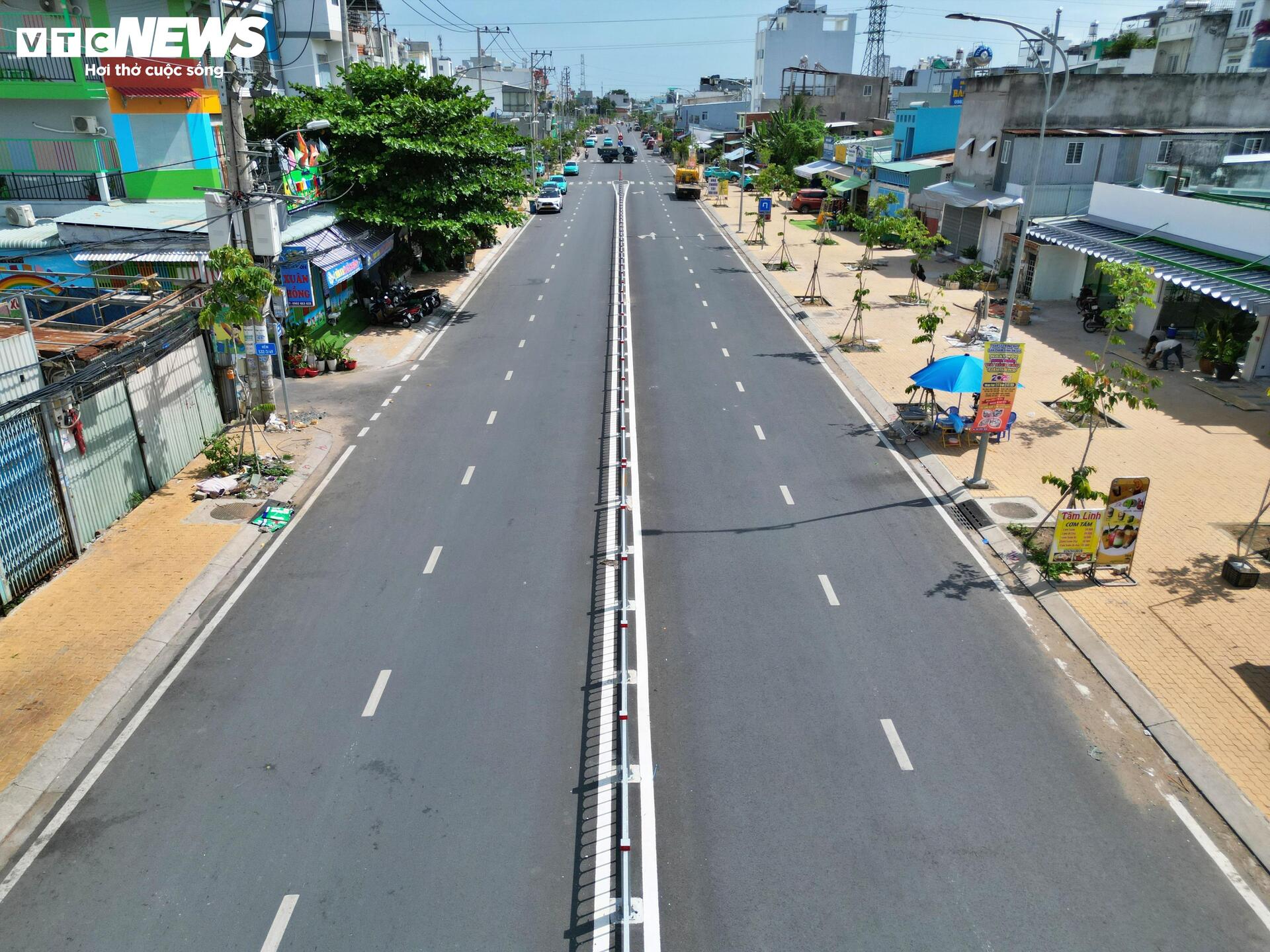 Rạch chống ngập thành đường sau 4 năm cải tạo ở TP.HCM - Ảnh 5