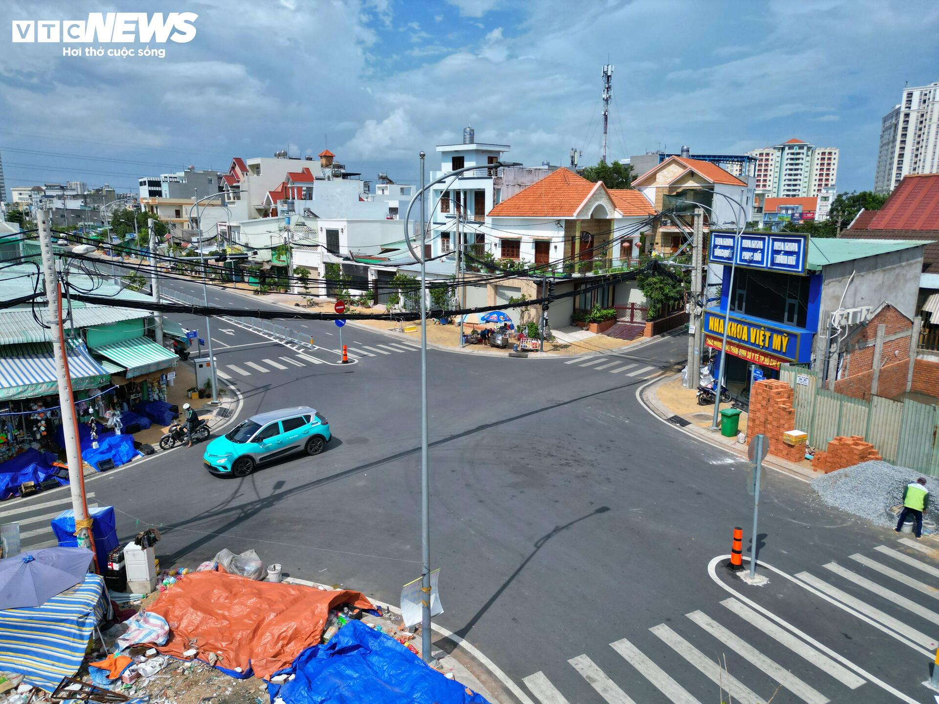 Rạch chống ngập thành đường sau 4 năm cải tạo ở TP.HCM - Ảnh 4