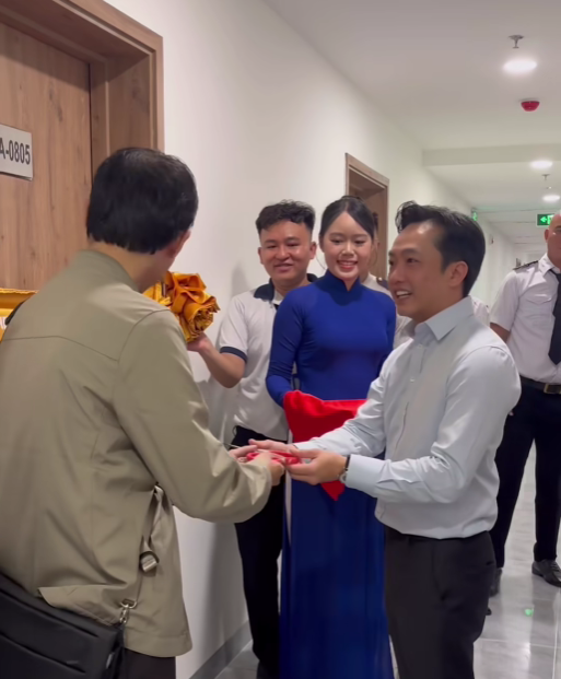 Vừa chốt đơn trăm tỷ qua livestream, CEO Cường “Đô la” lại làm điều ít ai ngờ tới - Ảnh 1