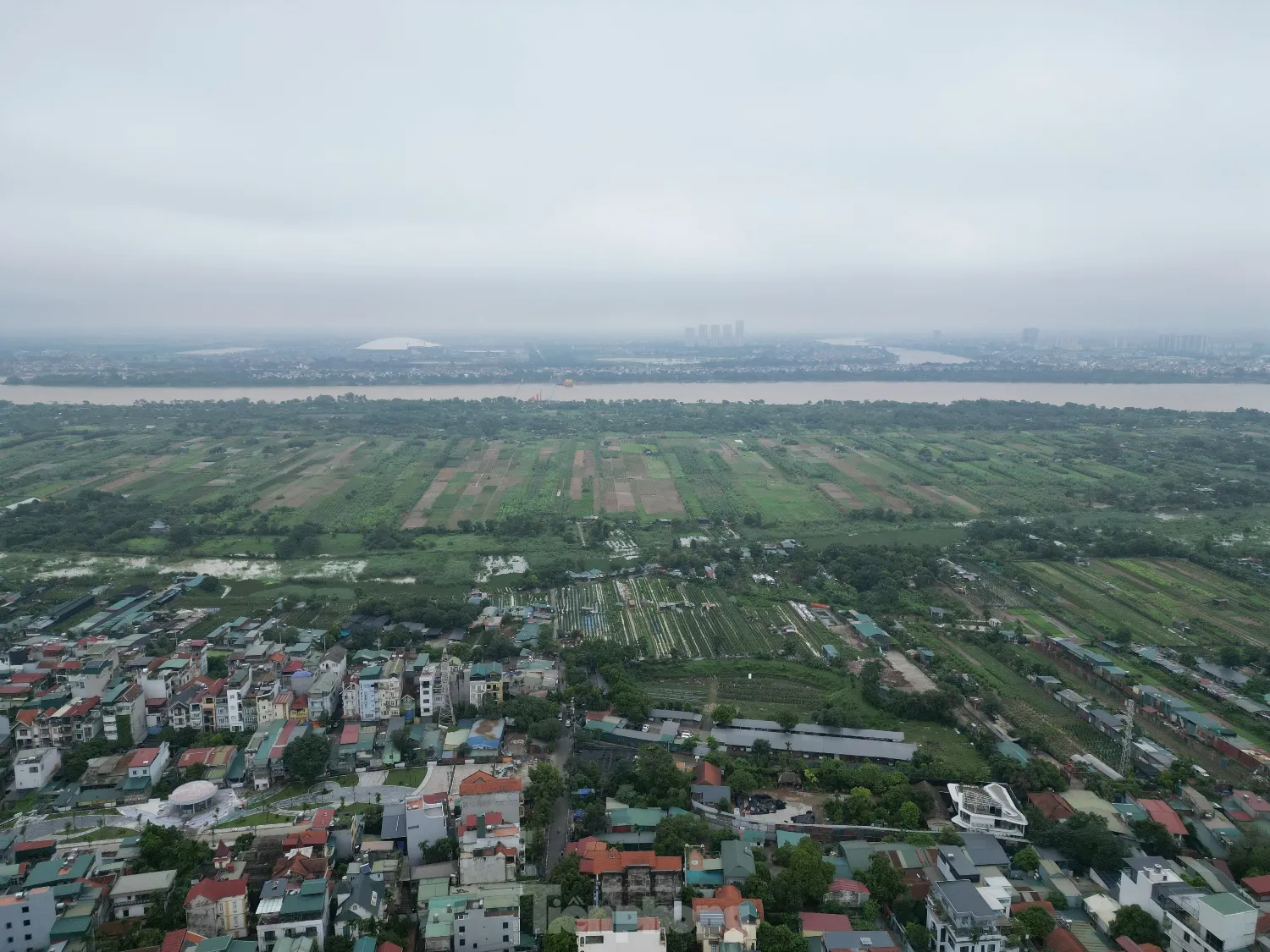 Cận cảnh vị trí được đề xuất xây dựng “Đại lộ và cảnh quan” ven sông Hồng - Ảnh 1