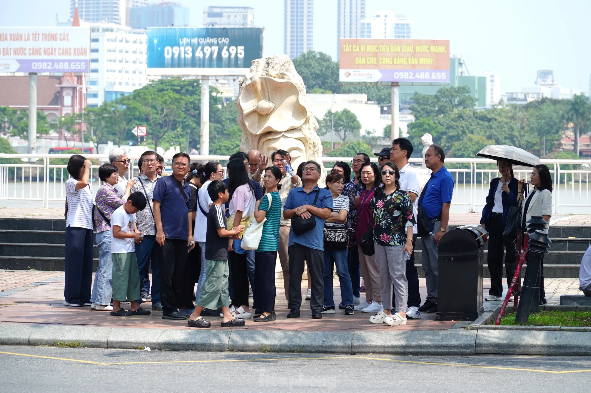 Ngắm những tuyến đường có giá đất "bỏng tay" ở Đà Nẵng - Ảnh 9