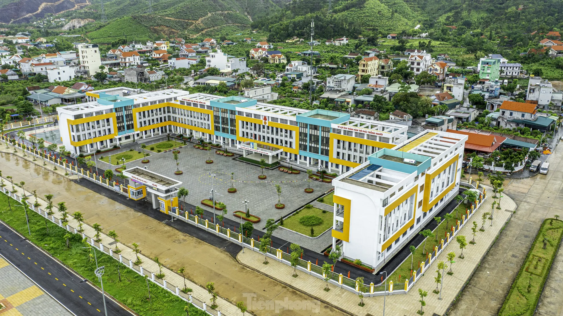 Đặc khu Vân Đồn nhìn từ trên cao - Ảnh 21