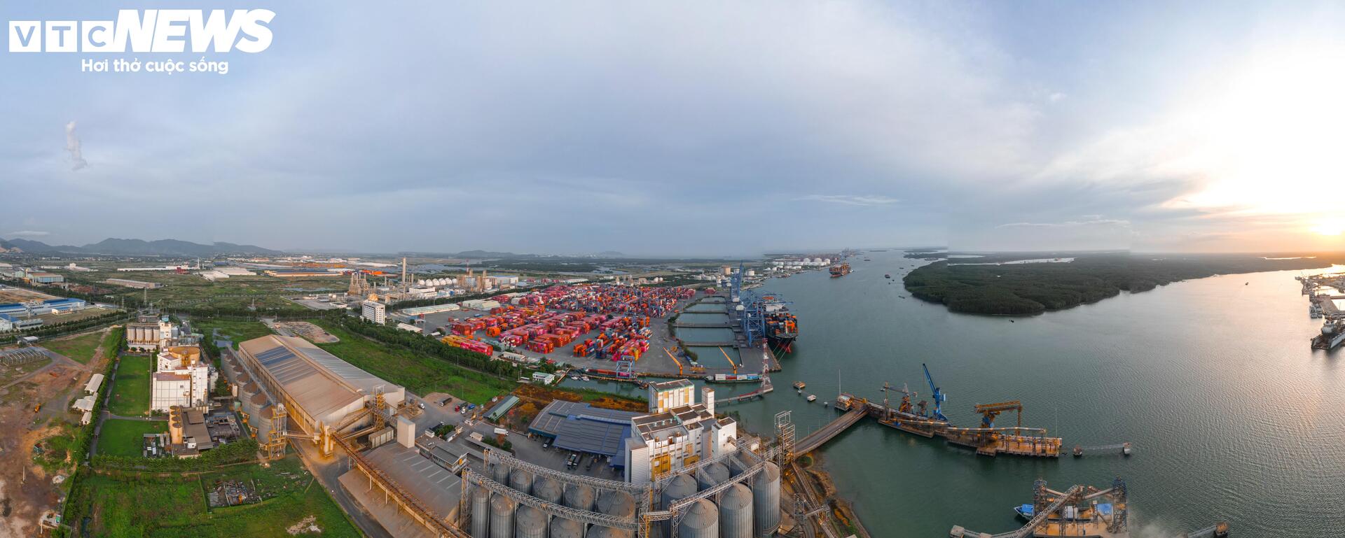 Toàn cảnh TP.HCM - siêu đô thị đa trung tâm sau hợp nhất - Ảnh 9