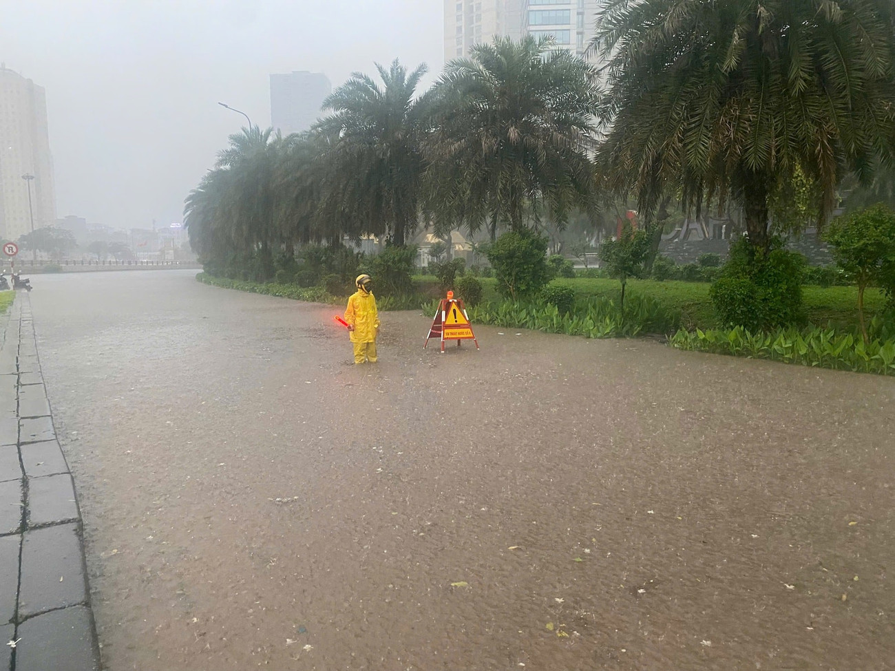 Hà Nội sẽ chi hơn 380 tỷ triển khai dự án chống ngập cục bộ một số khu vực nội đô - Ảnh 1