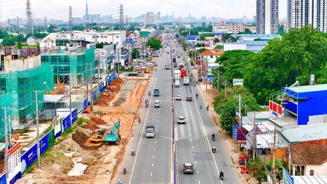 Đô thị cạnh khu công nghiệp hút nhà đầu tư, vì sao? - Ảnh 2