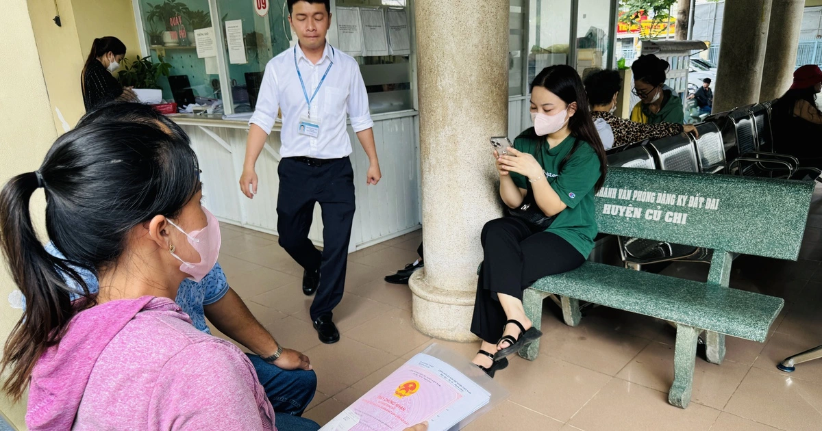 TP.HCM cấp phôi sổ hồng cho 168 xã, phường
