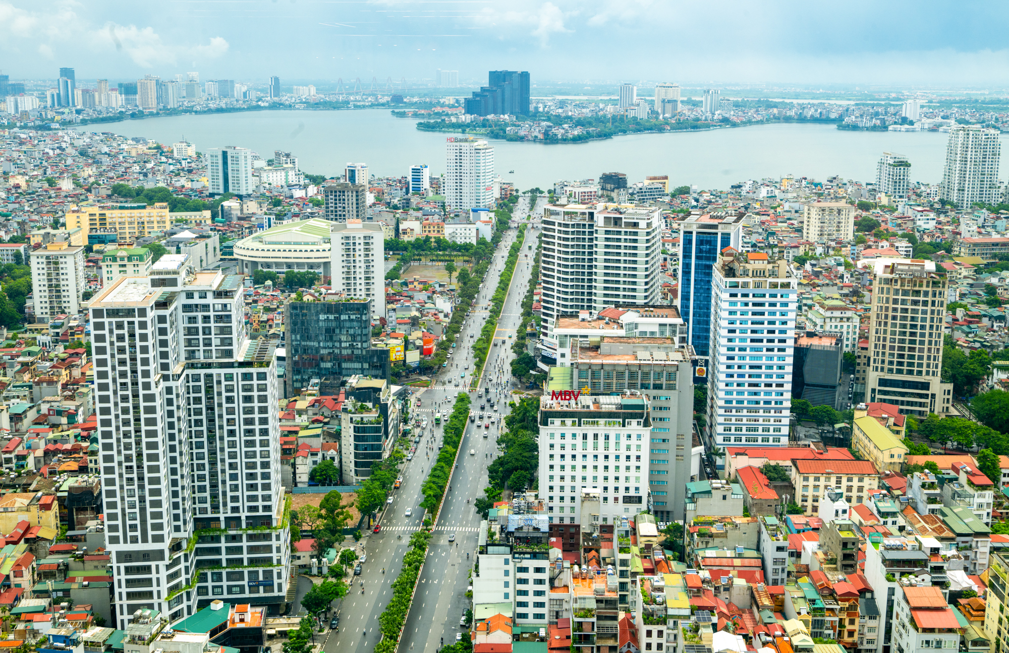 Điểm danh vị trí ga tuyến metro Văn Cao - Hoà Lạc: Đại đô thị của Vinhomes, toà nhà cao thứ 2 Hà Nội đón tin vui - Ảnh 2