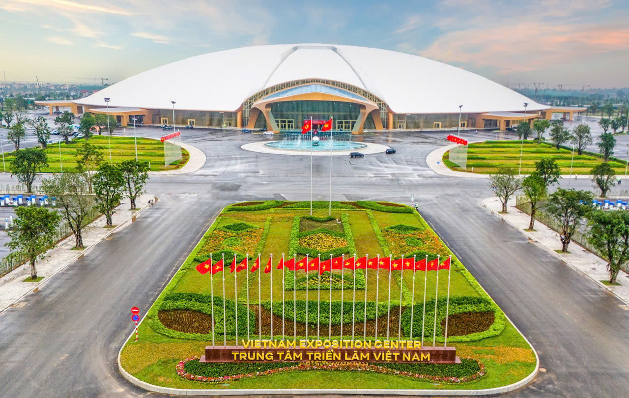 Chưa từng có: Đông Anh cùng khánh thành, khởi công 2 công trình thiết lập kỷ lục Việt Nam và Đông Nam Á, trị giá 4,5 tỷ USD chỉ trong 1 ngày - Ảnh 3