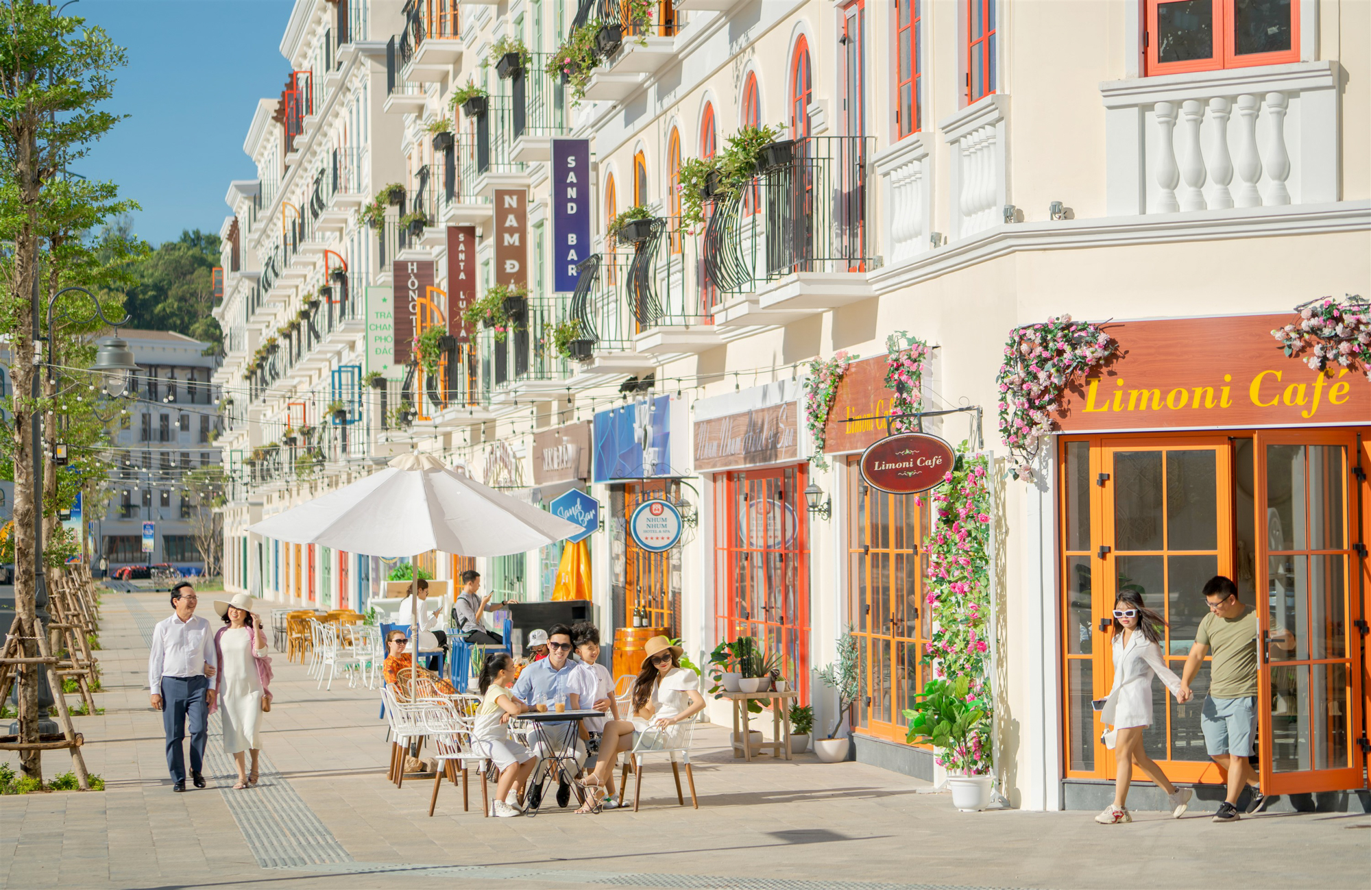 3 hòn đảo có sân bay ở Việt Nam: Nơi là thiên đường nghỉ dưỡng, nơi có đường cao tốc, nơi thu hơn 3.000 tỷ mỗi năm nhờ du lịch - Ảnh 4