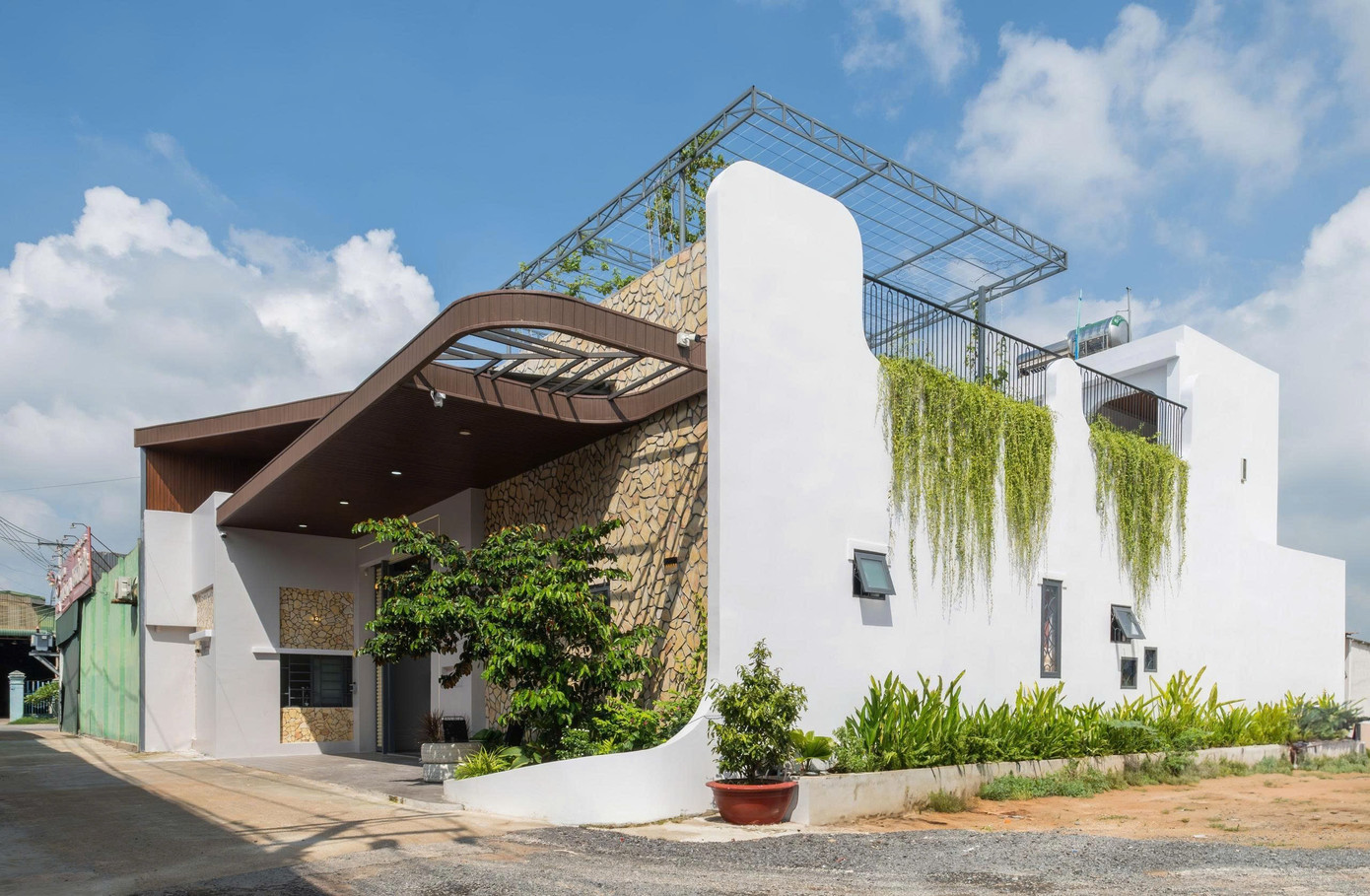 Quá trình 'biến đổi' không gian mới tiện nghi rộng 146m2 tại Phan Thiết - Ảnh 2