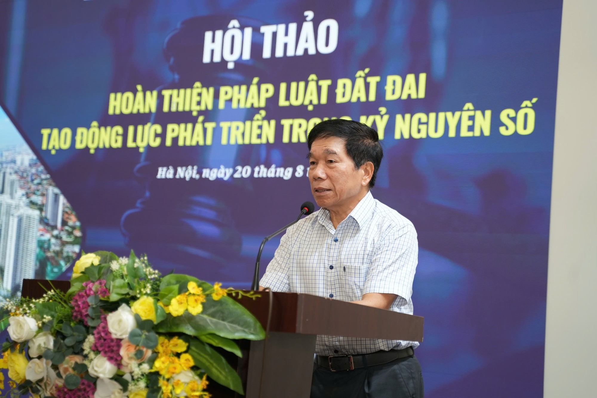 “Cứ mỗi lần giao đất giá lại đội lên, khiến chi phí doanh nghiệp tăng phi lý" - Ảnh 1