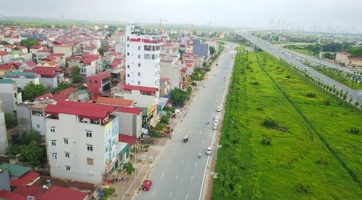 Giá nhà đất thổ cư nội đô chạm 250 triệu đồng/m² - Ảnh 1