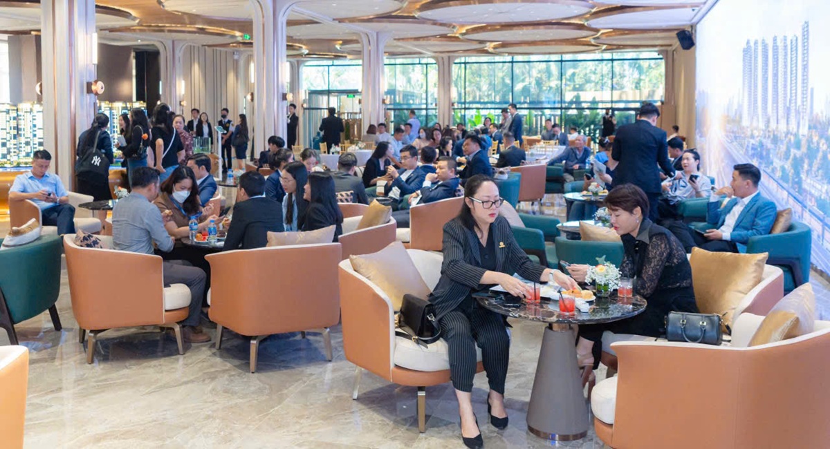 Căn hộ mẫu The Privé ra mắt: Khẳng định chuẩn sống thượng lưu giữa trung tâm TP.HCM - Ảnh 1