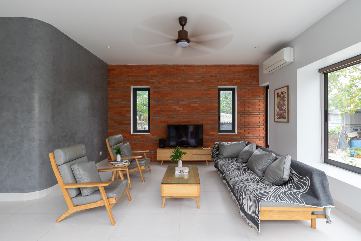Thiết kế nhà cấp 4 hiện đại vẫn giữ được vườn và ao phía trước - Ảnh 7