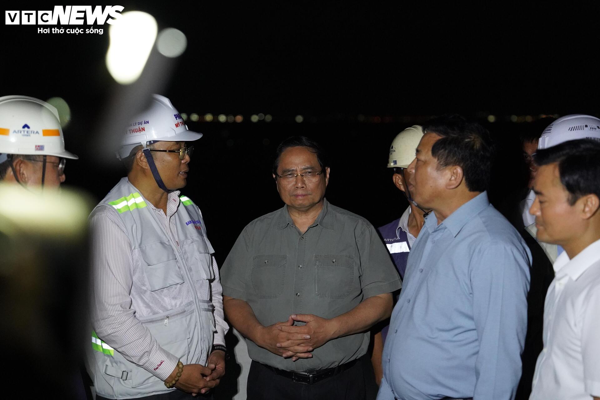 Thủ tướng kiểm tra loạt dự án trọng điểm quốc gia tại phía Nam - Ảnh 5