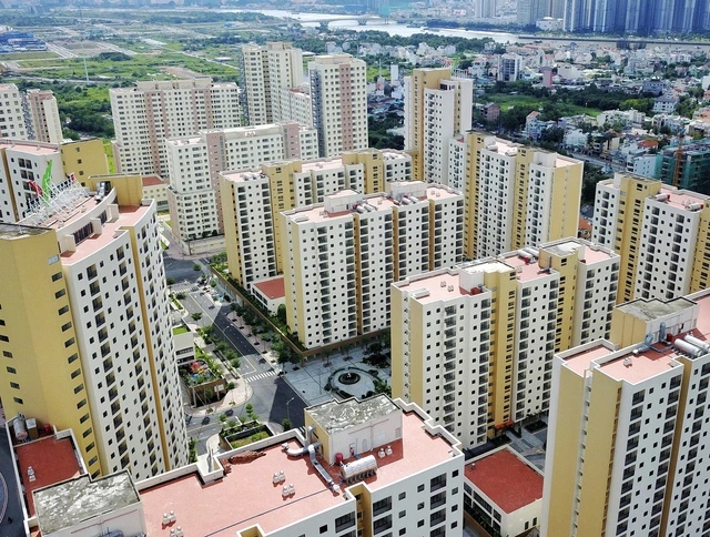 TP.HCM dự kiến thu 86.300 tỉ đồng tiền sử dụng đất trong năm 2025 - Ảnh 2