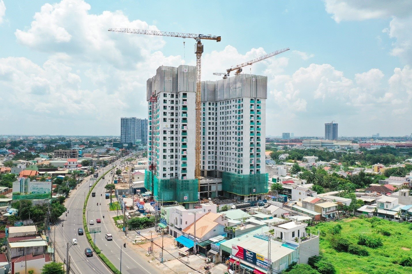 "Bùng nổ" nguồn cung chung cư nhưng giá vẫn tiếp tục tăng - Ảnh 2
