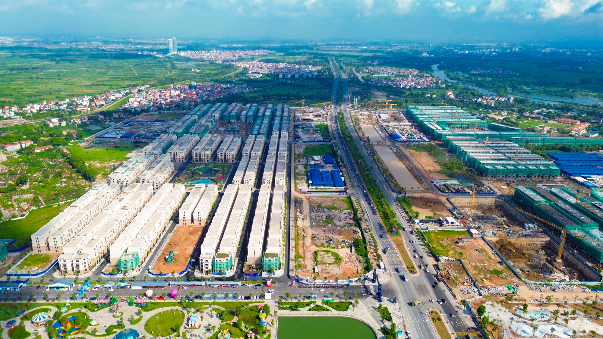 Siêu dự án của Vinhomes nằm bên vành đai 2 Hà Nội: Bàn giao nhà chỉ sau một năm, ngày cao điểm đón hơn một triệu khách - Ảnh 6