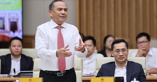 Chủ tịch HoREA Lê Hoàng Châu: Muốn kéo giảm giá nhà phải giảm đồng loạt chi phí, trong đó có một loại chi phí đặc biệt