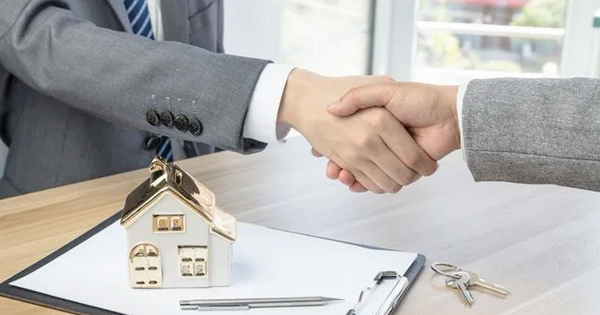 Đề xuất thu 300.000 đồng lệ phí cấp chứng chỉ môi giới bất động sản