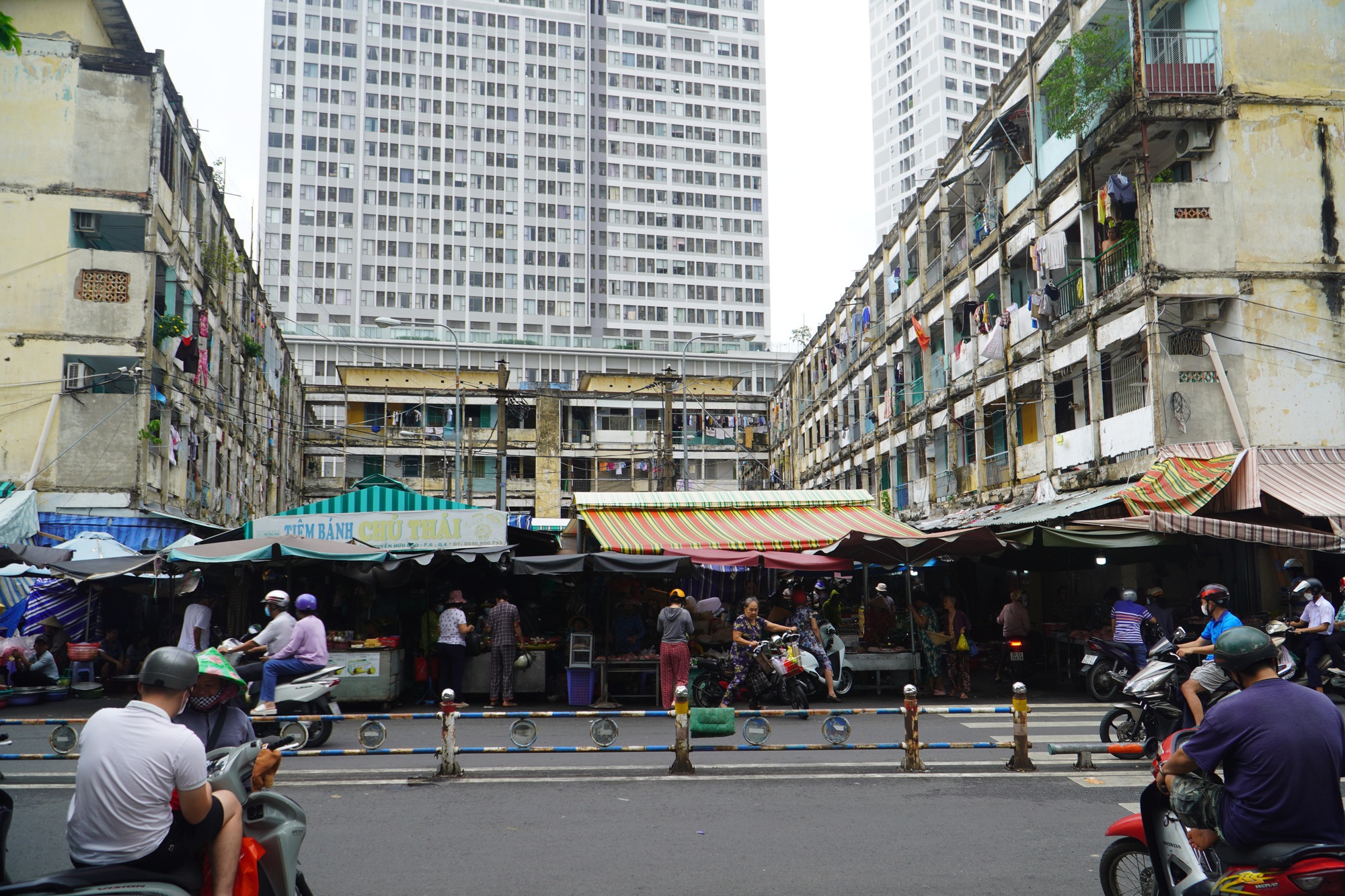 TP HCM: Triển khai cải tạo chung cư cũ tại 42 phường - Ảnh 1