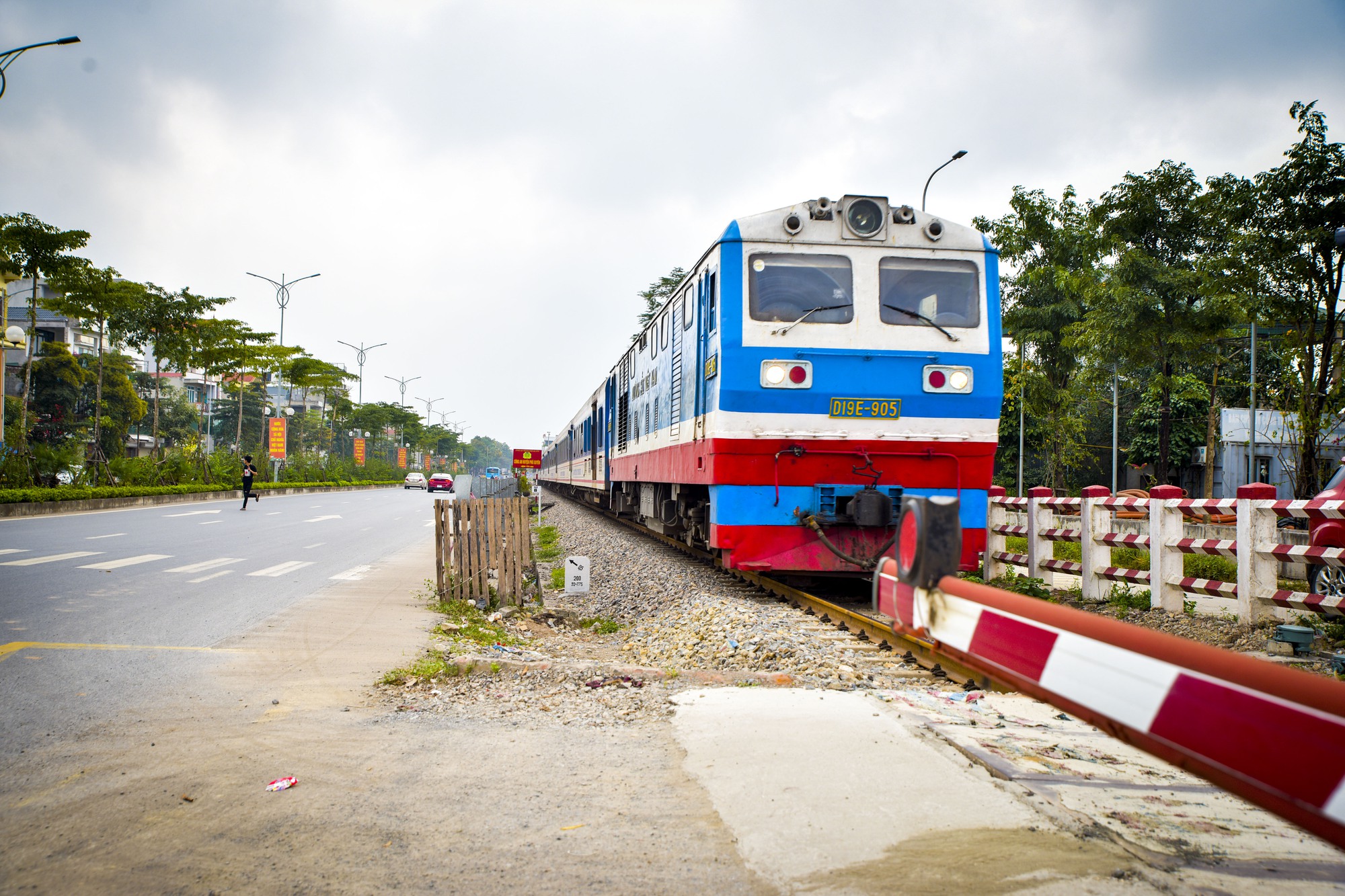 Thủ tướng giao nhiệm vụ cho Bộ Xây dựng, Bộ Tài chính, Bộ Ngoại giao… về đại dự án 200.000 tỷ, chuẩn bị khởi công vào 3 tháng nữa - Ảnh 1