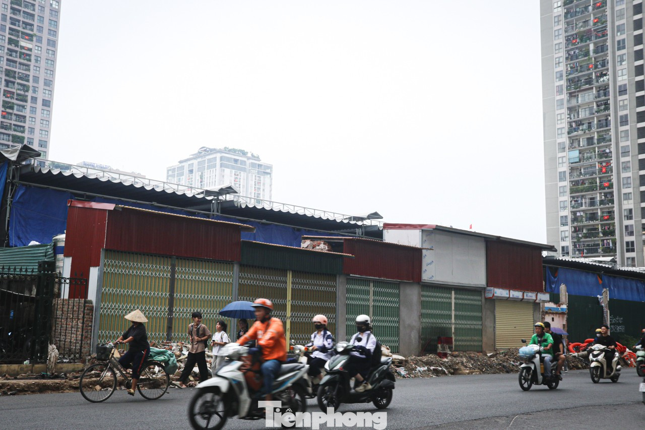 Hàng loạt nhà 'siêu mỏng, siêu méo' trên đường Nguyễn Tuân mở rộng sẽ được xử lý như thế nào? - Ảnh 5