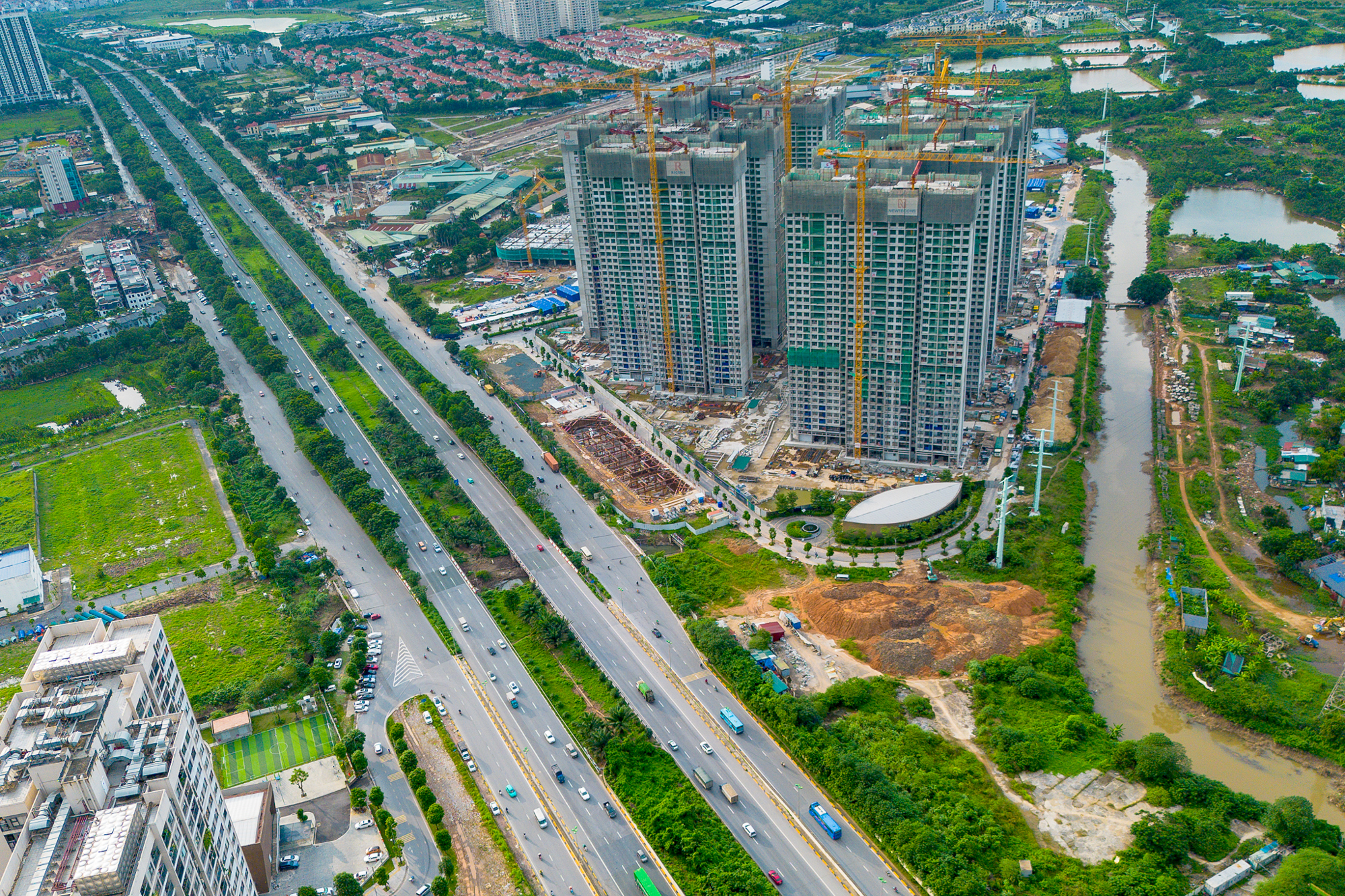 Dự án từng có 5.000 người tranh mua: Nằm trên cung đường ngập nặng nhất Hà Nội nhưng giá vẫn tăng gấp rưỡi sau hơn một năm - Ảnh 3