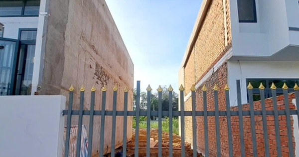 Vụ xây nhầm nhà trên đất người khác ở TP.HCM: Di dời xong ngôi nhà