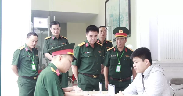 Hà Nội: Không còn cảnh chen chân xếp hàng nộp hồ sơ mua NOXH sau động thái của chủ đầu tư