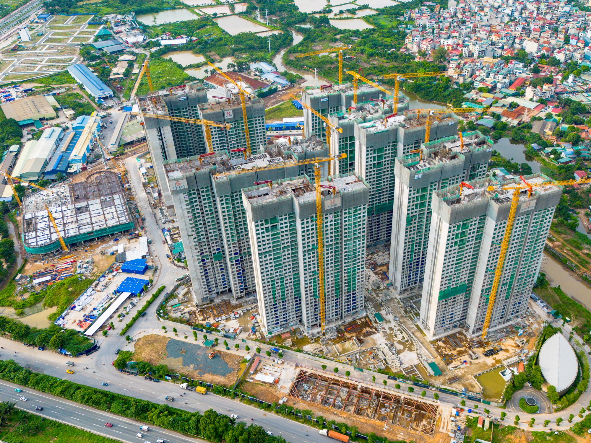 Bảng giá đất mới tại Hà Nội đề xuất tăng giá đất cao nhất 26%: Lo ngại giá nhà ở tiếp tục tăng cao - Ảnh 1