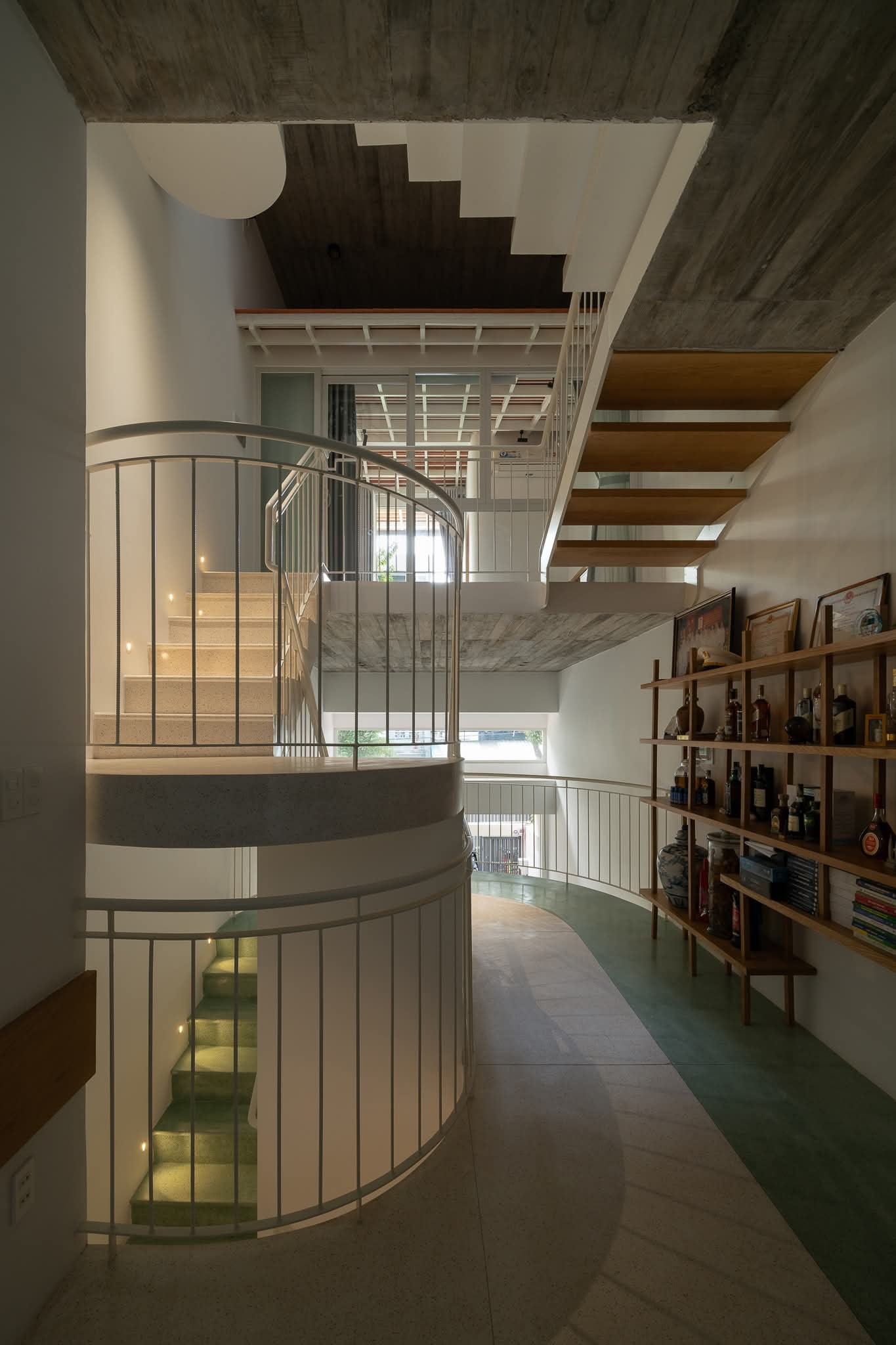 Ngôi nhà sum vầy ba thế hệ giữa ánh sáng và không gian mở - Ảnh 7