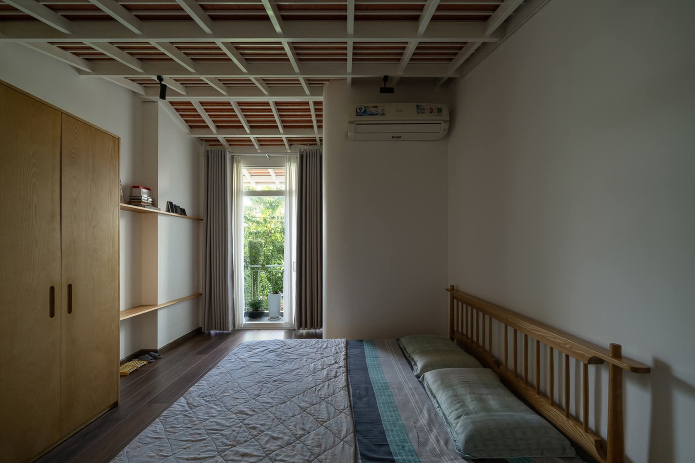 Ngôi nhà sum vầy ba thế hệ giữa ánh sáng và không gian mở - Ảnh 12