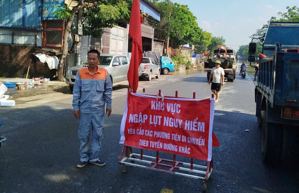 Phương án phân luồng qua các vị trí ngập trên Quốc lộ 3 đoạn thuộc Hà Nội - Ảnh 1