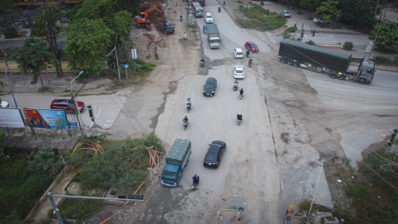 Hà Nội khởi động lại dự án cải tạo Quốc lộ 32 sau thời gian ‘đắp chiếu’ - Ảnh 4