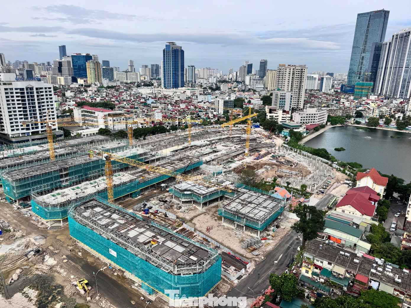 Cận cảnh công trường nghìn tỷ trên khu 'đất vàng' Giảng Võ - Ảnh 7