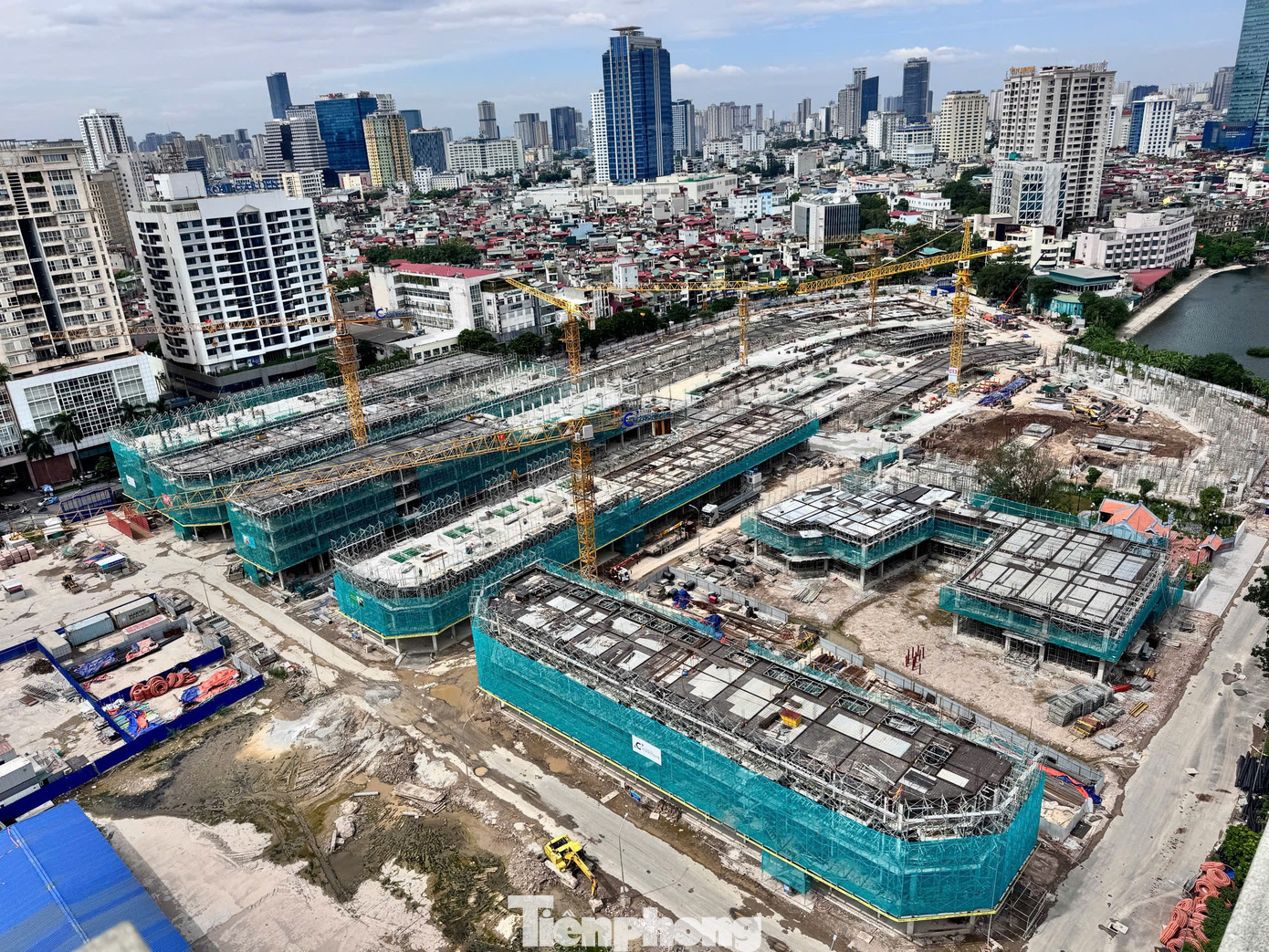 Cận cảnh công trường nghìn tỷ trên khu 'đất vàng' Giảng Võ - Ảnh 12