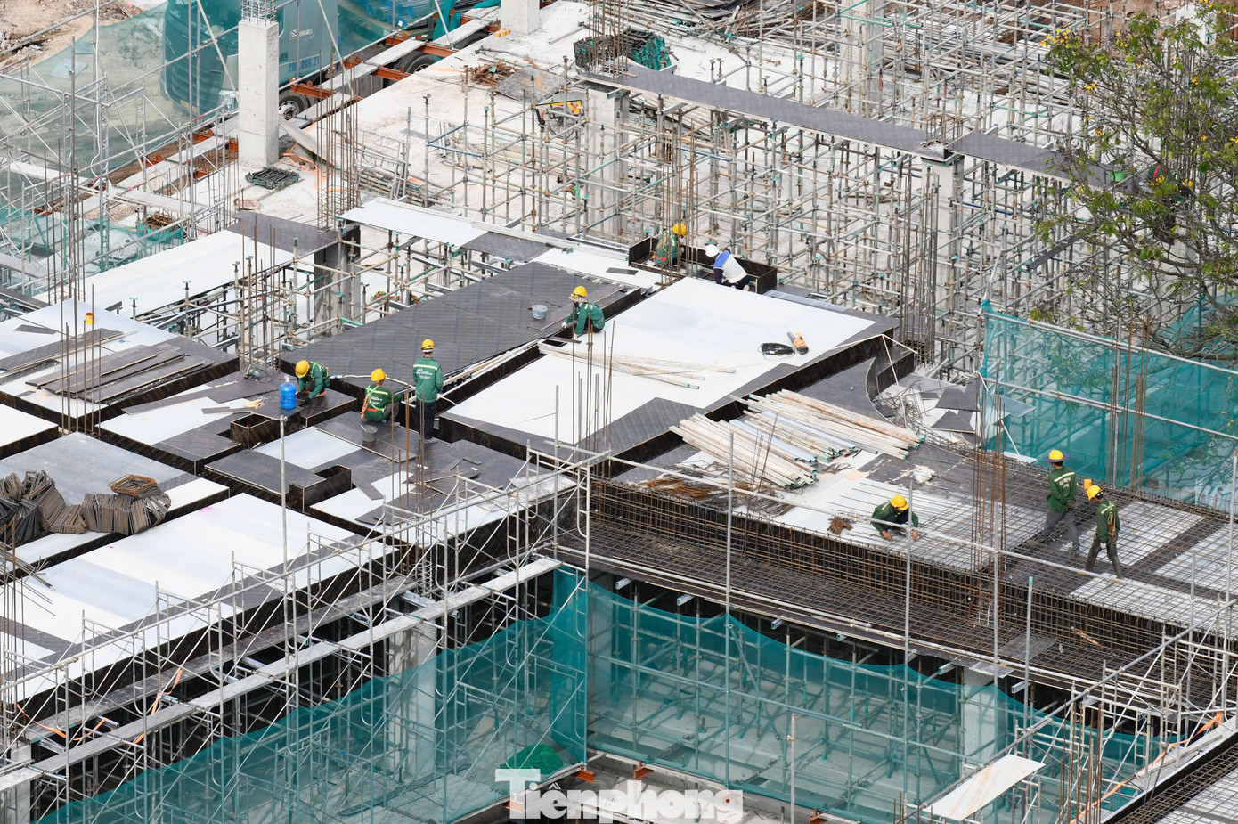 Cận cảnh công trường nghìn tỷ trên khu 'đất vàng' Giảng Võ - Ảnh 10